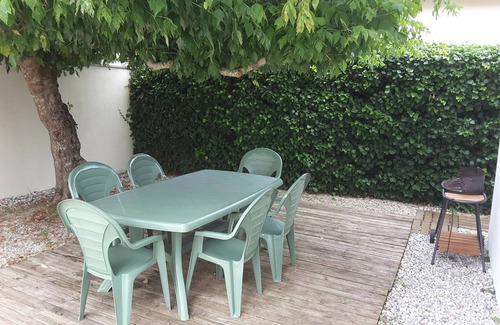 Claouey House | NEAR BEAUTIFUL BEACH HOUSE 3 BEDROOMS, 2 BATHROOMS