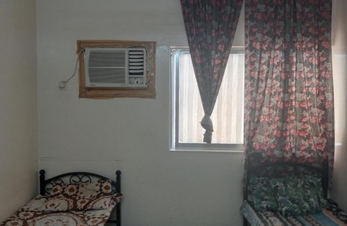 Bur Dubai House | Near Burjuman and ADCB Metro Station