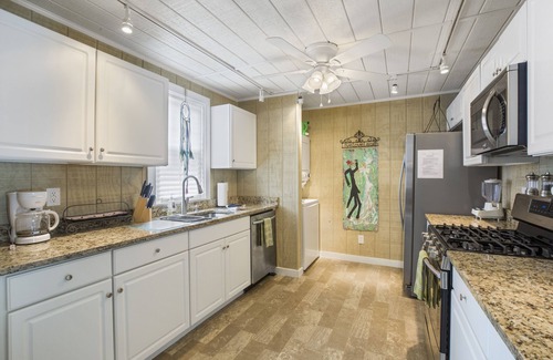 Pendleton Apartment | Near Clemson! Lofted Apartment, within walking distance of Historic Pendleton