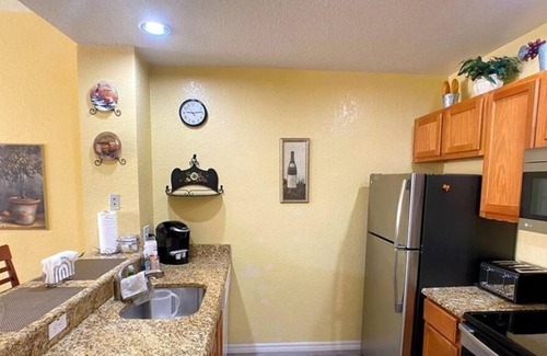 Venetian Bay Villages Villa | NEAR DISNEY 3 bdrm villa with pools and clubhouse!