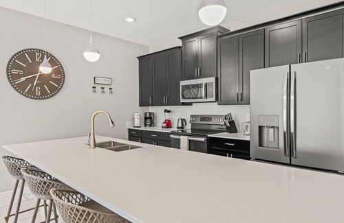 Kissimmee House | Near Disney, 4BR with Private Pool