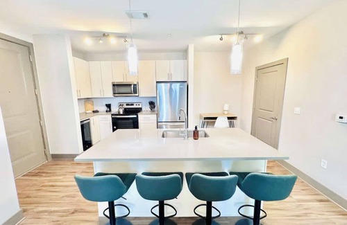 Florida Central Atlantic Coast Apartment | Near Disney, King Bed, Pet-Friendly Full Amenities