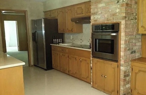 Grand Prairie House | Near Entertainment District, Hot Spots - Recently Updated 3-Bedroom Home