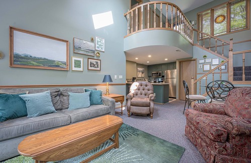 The Galena Territory House | Near golf courses and amenities!