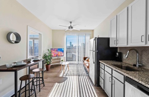 Nashville Apartment | Near Gulch Cozy Skyline One Bedroom