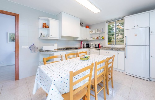 Alcudia Ski Chalet | Near lake, beach and town centre - Casa Can Francesc