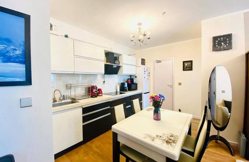 Bayanzurkh Apartment | Near Narantuul market