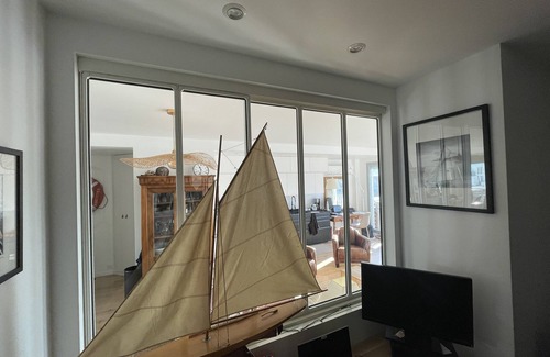 Montparnasse Apartment | Near Saint-Germain des Prés (Luxembourg) flat with large balcony, clim and view