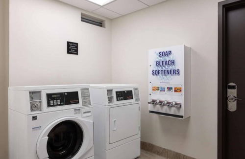 South San Jose House | Near shopping, dining, and SJC Airport