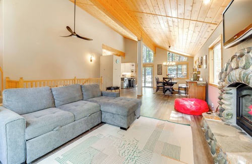 Truckee House | Near Ski Resorts & Trails: Truckee Home w/Hot Tub