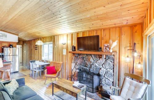 Big Bear City House | Near Skiing and Hiking Dog-Friendly Big Bear Cabin