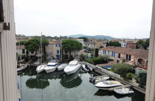 Port Grimaud Apartment | Near STTROPEZ APPT in PORT GRIMAUD renovated, air conditioning, 2 bedrooms, 3 rooms, south, canal view
