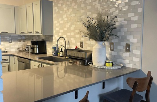 San Antonio House | Near The Shops At La Cantera, The Rim and Fiesta Texas