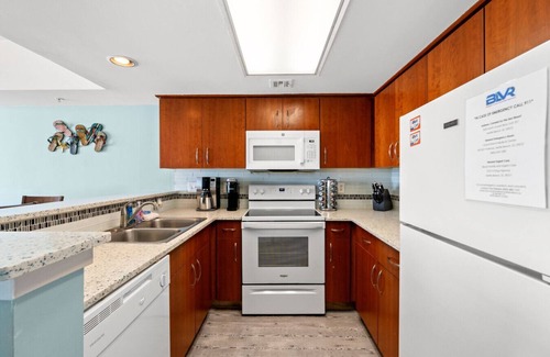 Myrtle Beach Condo | Need a beach getaway? Book our gorgeous Condo now!