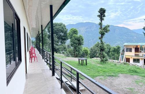 Guptkashi Bed & Breakfast | Neelkanth Resort