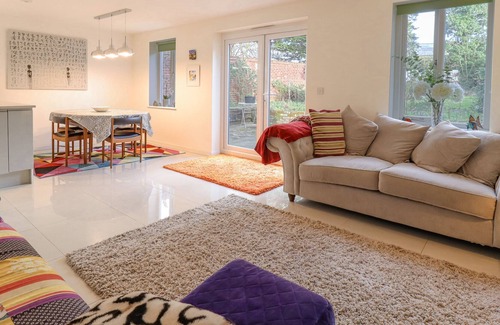 Halesworth Cottage | NELLY COTTAGE, pet friendly, character holiday cottage in Halesworth