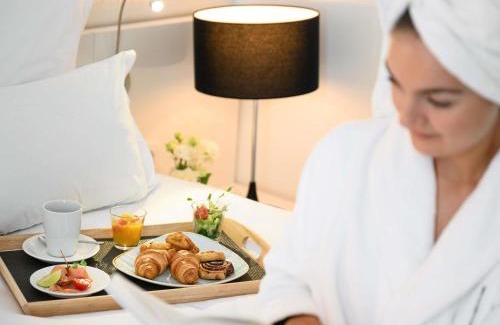 Nepszinhaz negyed Hotel | Nemzeti Hotel Budapest - MGallery Collection