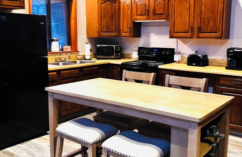 Fort Ann House | nEnjoy the peaceful wilderness from the comfort of this cozy Adirondack home.