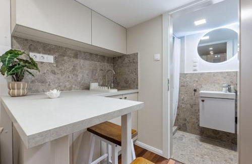 Palace District Apartment | NescaFlat 3in1 First apartment