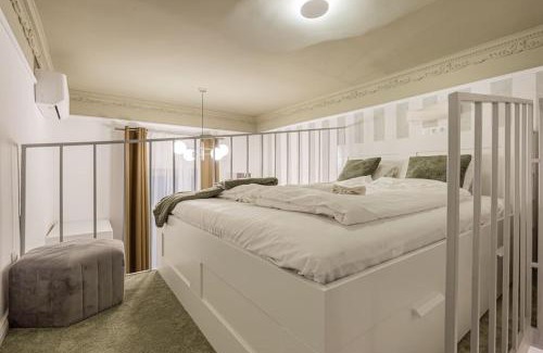 Palace District Apartment | NescaFlat 3in1 Second apartment