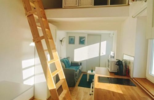 Uckange Apartment | Nest- Tiny house avec Jardin, proche gare, Luxembourg-Metz