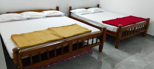 Hireguthi Hotel | NEST8 STAY