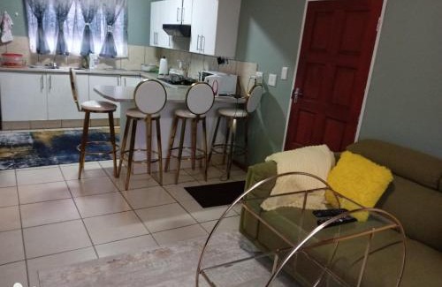 Krugersdorp Apartment | Nestle -me