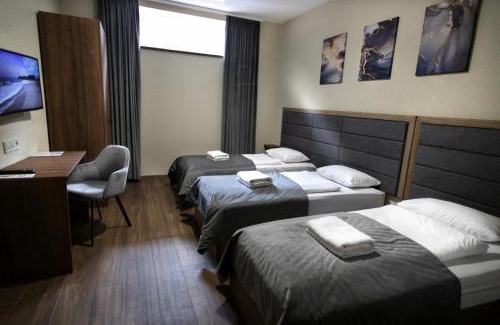 Svyatoshyns'kyi District Hotel | Nesvit Hotel