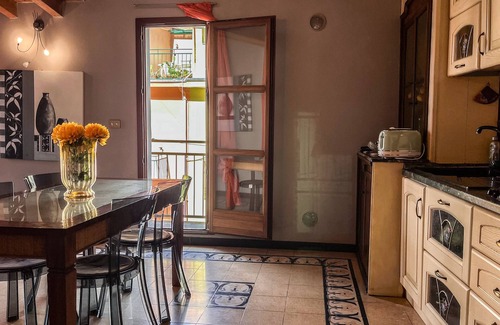 Manarola Apartment | Nettuno by Arbaspàa, sea view terrace, Manarola