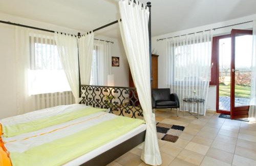 Toppenstedt Apartment | NEU! Ferienwohnung Zum Kaminzimmer