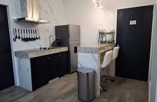 Nueva Esperanza House | New 2-Bed Casita Near Beach with Private Parking, New 2-Bed Casita Near Beach with Private Parking