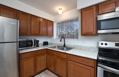 Hedrick Acres Apartment | New 2-bedroom 1- bathroom apartment in delightful Tucson with AC,Wi Fi