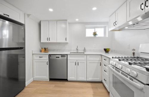 Guelph House | New 2 bedroom basement apartment