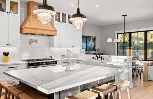 Healdsburg House | NEW 3 BD, Pool, Spa & Wine Tasting Included