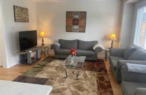Thorold House | New 3 Bedroom 2 Bathroom Home in West Niagara