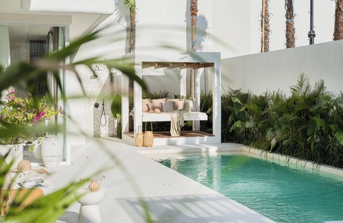 Tanjungbenoa Villa | New 3BR Private Villa Near Bingin Beach, Uluwatu