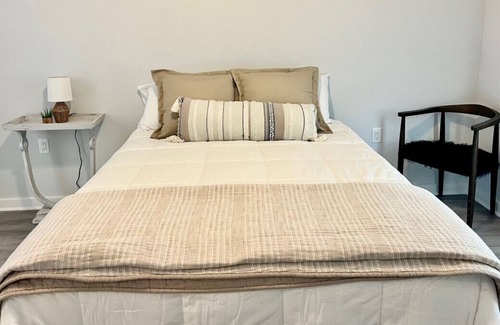 College Station House | NEW - 4 Bedroom Townhome