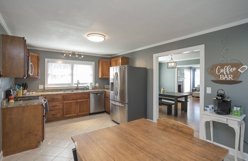 Nashville House | NEW 4BR/2.5BA Fenced 1+acres, 8 miles from Downtown! Game Garage and HUGE Deck!