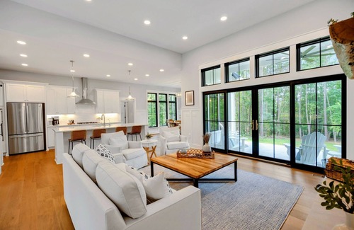 Mineral House | NEW 4BR Lake Anna with Pool, Beach, Patio, Hot Tub