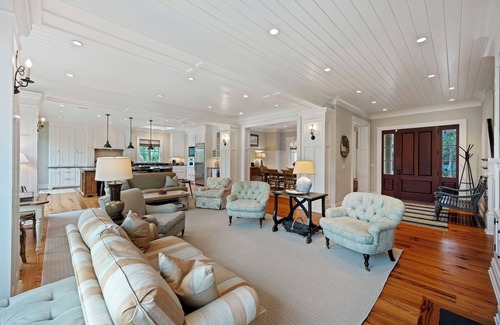 Vanderhorst Plantation House | New 4BR listing on FLYWAY! Pond View! Across from beach path!