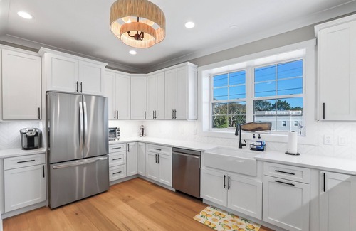 Surf City House | NEW 5-bedroom house 7 Houses to beach w/Elevator, Pool, Outdoor Kitchen&Fire Pit