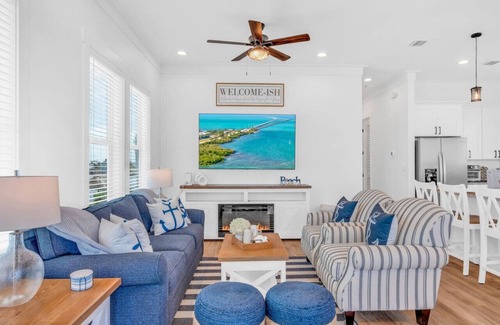 Key Colony Beach House | New 5BR Luxury Pool Home Seagrass-Free Ocean View