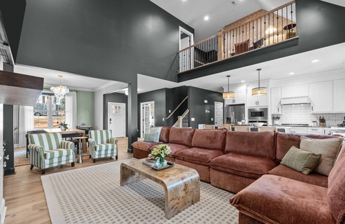 Pinehurst House | NEW 6BR 4BA w/Golf Sim Hot Tub Sauna Game Room