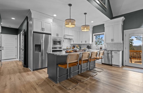 Pinehurst House | NEW 6BR 4BA w/Golf Sim Hot Tub Sauna Game Room