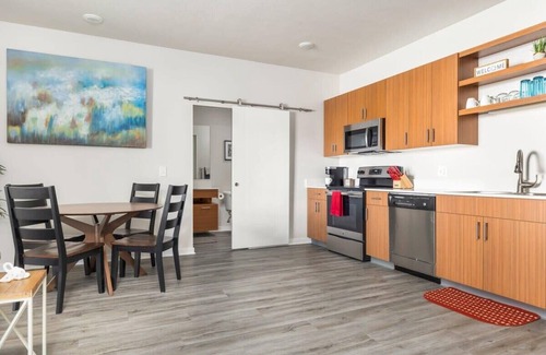 Traverse City Condo | *NEW* Amazing First Floor Condo Near Downtown TC