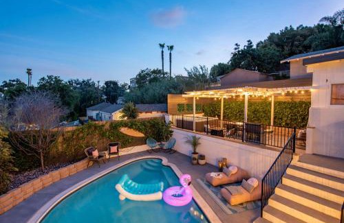 Golden Hill House | NEW Amazing Paradiso Urbano – POOL;SPA;GAMEROOM