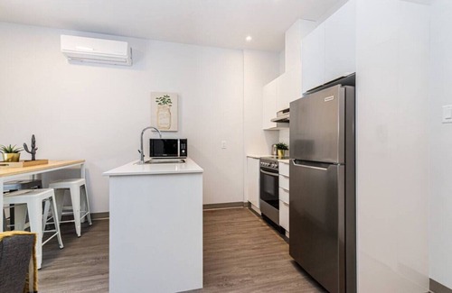 Plateau Mont Royal Apartment | New and Perfectly Located 1 Bedroom Apartment by Denstays