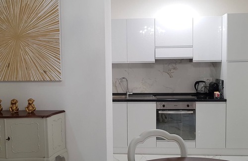 Duomo Apartment | New Apartment near Duomo with WiFi and Elevator