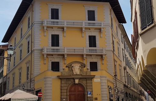 Duomo Apartment | New Apartment near Duomo with WiFi and Elevator
