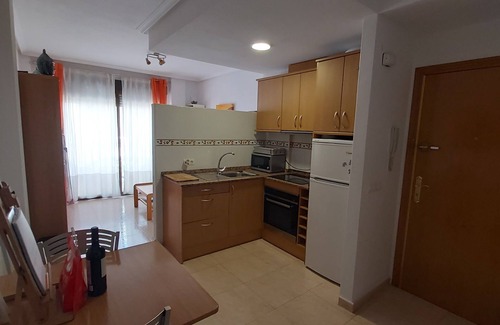 Torrevieja Apartment | New apt, 3 persons, Air Conditioned, 2 min coves, Paseo and Playa del Cura